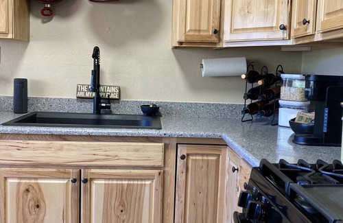 Greer Cabina | River Valley View Sum