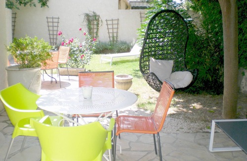Greoux-les-Bains Apartamento | GREOUX, T2 (1 habitación), jardín, plaza de aparcamiento, WI-FI gratuito, AIRE ACONDICIONADO