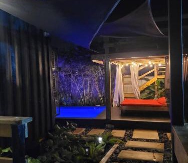 Islote Casa | Greta Beach Box