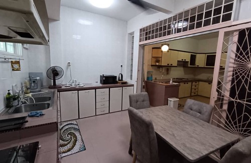 Taman Teh Teng Seng Casa | Grey Fantasy Homes Room #1