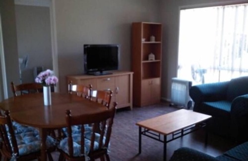 Nowra Apartamento | Guijarros grises ..........