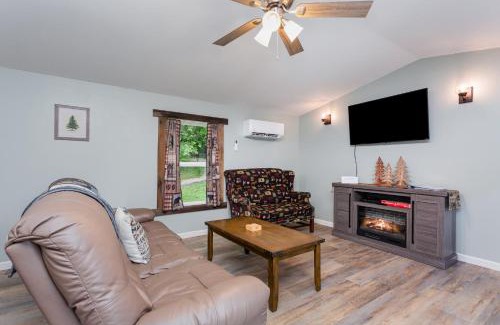 Logan Casa | Grey Pines at Hocking Vacations