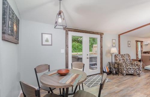 Logan Casa | Grey Pines at Hocking Vacations