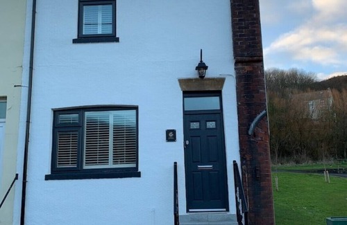 Skinningrove Cabaña | Griff Cottage, luxury holiday cottage Skinningrove