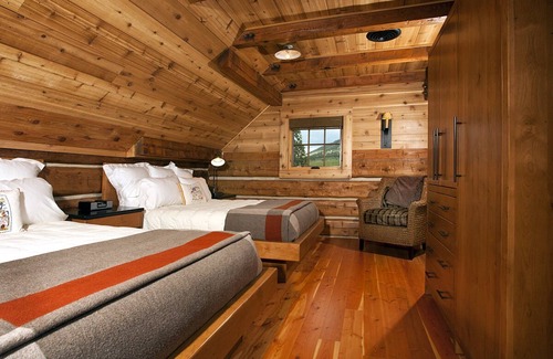 Emigrant Cabina | Rústico retiro elegante cerca de Yellowstone! Ideal para Eventos / Reuniones!