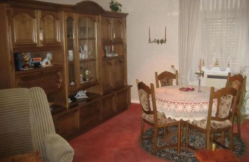 Steinen Apartamento | Große Ferienwohnung Mit Balkon Und Garten