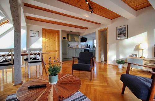Stahlbrode Apartamento | Große Giebelwohnung im Fischerhaus von 1877 - Ferienhaus Makrele von 1877
