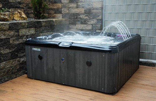 Otterberg Villa | Große Moderne Villa mit Whirlpool