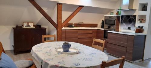 Senftenberg Apartamento | großes Apartment mit Garten - 4 km bis zum Strand