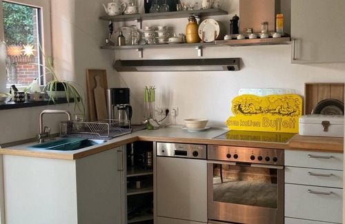 Wiesmoor Apartamento | Großzügige, Heimelige Ferienwohnung mit Gartenblick und Besonderem Flair