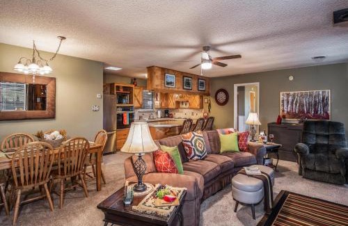Ruidoso Casa | Groovy View