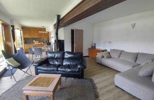 Champagny-en-Vanoise Apartamento | Ground floor apartment 55 m2 + garden in chalet, near resort center, quiet location