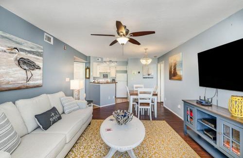 Ocean Side Village Apartamento | Ground Floor 2 Bdrm King Condo Close to Beach