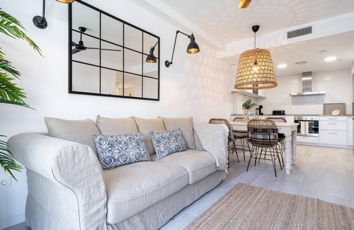 Roques Daurades Apartamento | Planta baja con jardín privado a 1min playa