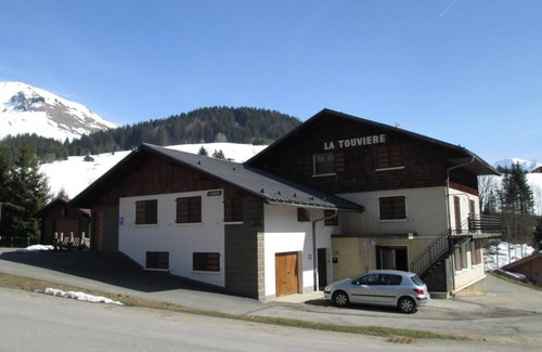 Le Grand-Bornand Apartamento | Ground floor, parking, tv, ski locker, 64m², Le Grand Bornand