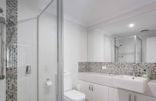 Rockingham Apartamento | Ground Floor Two Bedroom One Bathroom Apartment