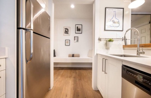 Whistler Creekside Apartamento | Group Stays - Large Renovated with Pool & Hot Tub