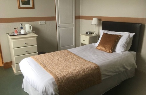 Oakengates Cama Y Desayuno | Grove House Guest House
