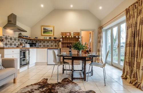 Great Rollright Casa | Guddlebrook Two
