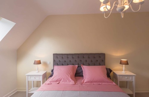 Pluneret Casa | House