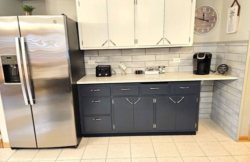 Franklin Park Casa | Guest favorite Spacious Home near Chicago O'Hare Airport