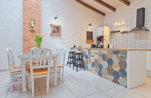 Sardon de los Frailes Casa | Casa de huéspedes 'Casa Huidobro Valle' con terraza privada, jardín privado y Wi-Fi