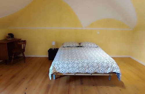 Plevin Casa | Guest House '2 Chambres Chez Alex Et Michel' with Shared Terrace, Shared Garden and Wi-Fi