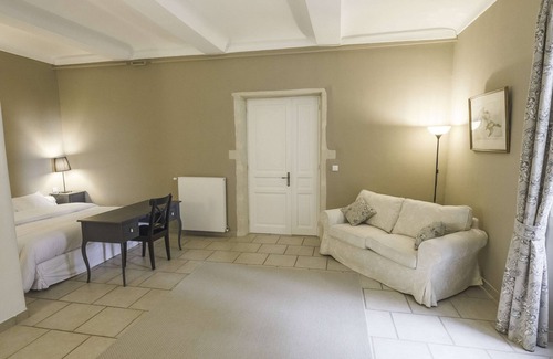 Colonzelle Casa | Casa de huéspedes 'Albâtre' con piscina compartida, terraza compartida y Wi-Fi