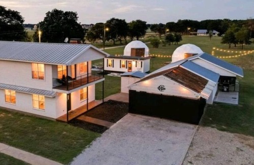 Thackerville Casa | Guest House Cabin near Lake Murray & Casino