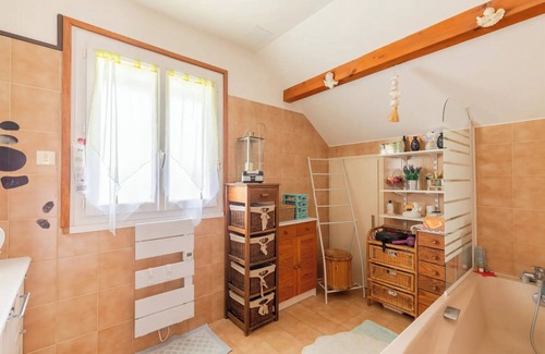 Etercy Casa | Casa de huéspedes 'Chambres D'hotes Près Lac Annecy 2' con piscina compartida y jardín compartido