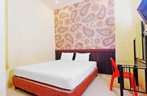 Palopo Casa | Guest House Idola