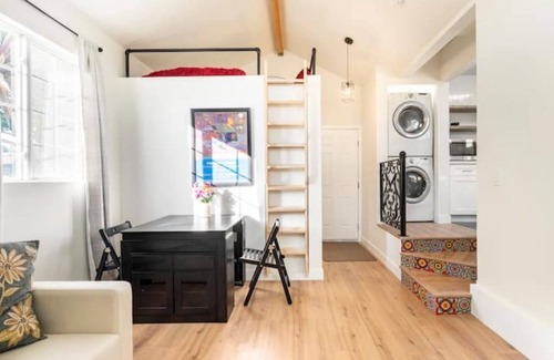 Downey Apartamento | Guest House in Downey!