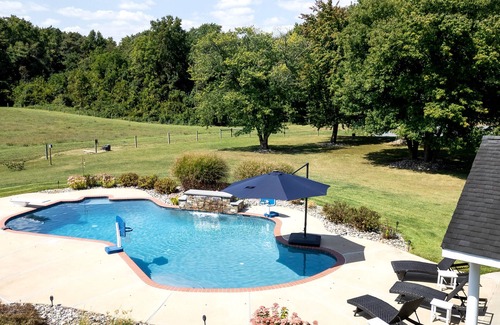 Sudlersville Casa | Guest Lodge | Private Pool | Outdoor Dining | Game Room
