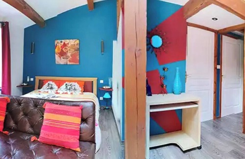 Mostuejouls Cama Y Desayuno | Habitaciones de huéspedes - Castillo con piscina compartida