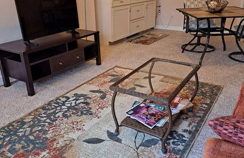 Winston - Salem Apartamento | Acogedora suite de invitados en Winston Salem