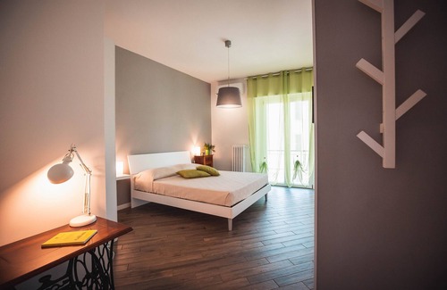 Civitavecchia Cama Y Desayuno | GuestHouse Colors - Verde Marino(Deluxe con Balcone)