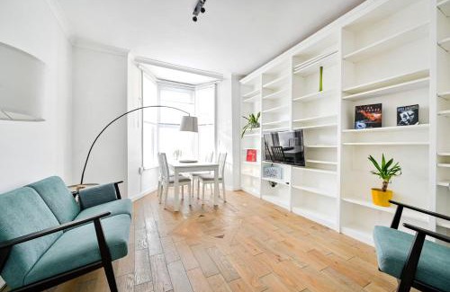 Brondesbury Apartamento | GuestReady – Bright 2BR Near West Hampstead