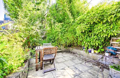 Brondesbury Apartamento | GuestReady – Bright 2BR Near West Hampstead