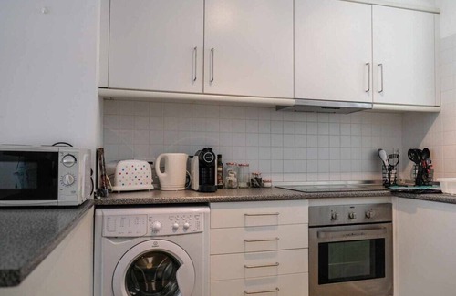 Vila Baleira Apartamento | GuestReady - Windmill House
