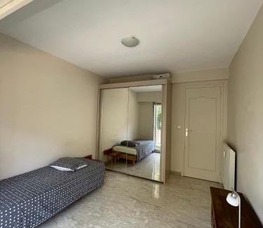 Le Cannet Casa | GuestRoom - Chambre d'hôte