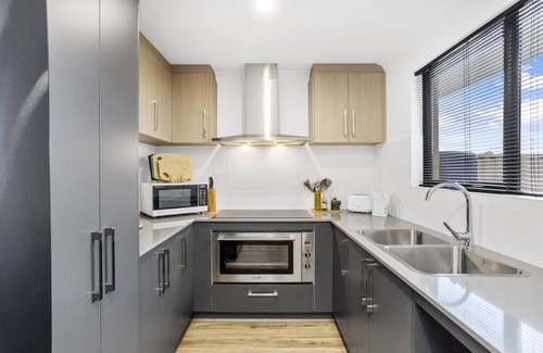 Perth Casa | Guildford Family HideawaynModern 2 bedroom, 2 bathroom house.nFree WiFi,parking.