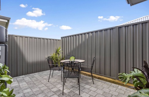 Perth Casa | Guildford Family HideawaynModern 2 bedroom, 2 bathroom house.nFree WiFi,parking.
