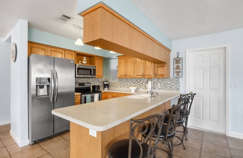 Pinebrook Estates Casa | Gulf Coast Get-Away! Heated pool, sleeps 10! 69th