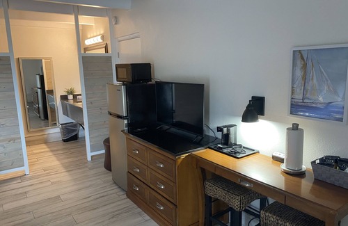 Pensacola Hotel | Gulf Coast Inn