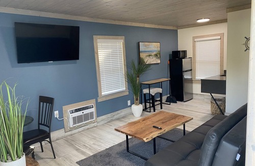 Pensacola Hotel | Gulf Coast Inn