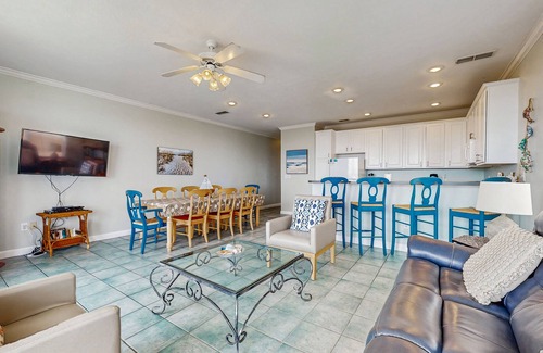Dauphin Island Condominio | Condominio frente al golfo con balcón, piscinas compartidas y acceso a la playa!