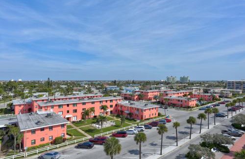 St. Pete Beach Complejo | Gulf Winds Resort by Travel Resort Services