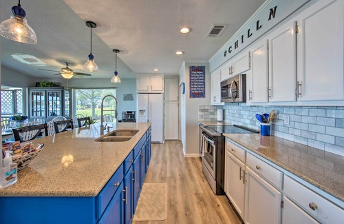 Gun Barrel City Casa | Gun Barrel City Home w/ Hot Tub!