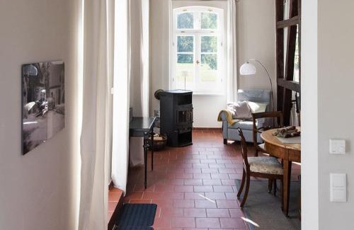 Lensahn Apartamento | Gut Petersdorf Lensahn - ideal für Familien und Hunde - mit Kamin, Parkblick, Terrasse und eingezäuntem Garten