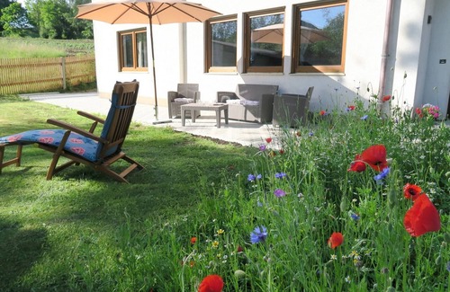 Arzberg Apartamento | GutsGarten - High Quality Apartment in a 70.000 sqft park
